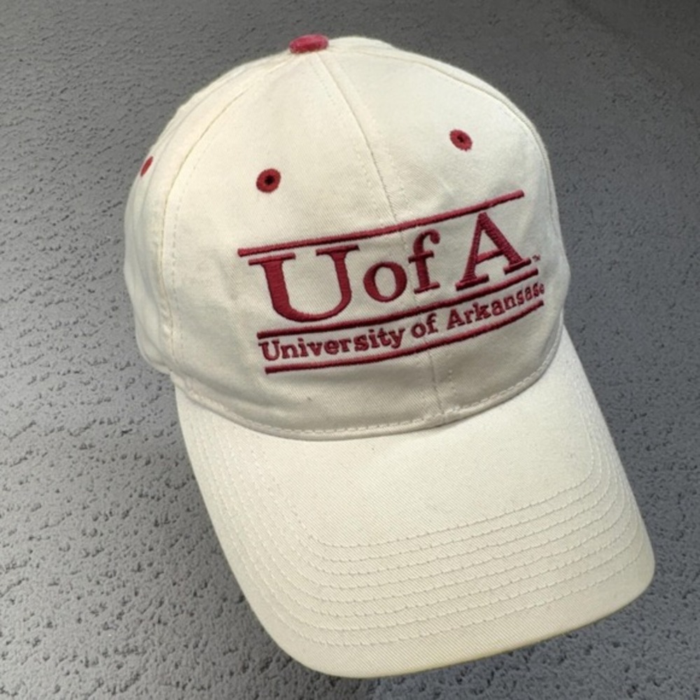 Vintage Arkansas Razorbacks Hat Cap Snap Back Mens Red‎ College Football 90s